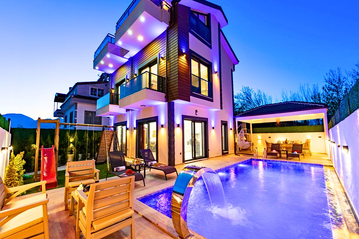 Kalkan Geniş Aile Villaları