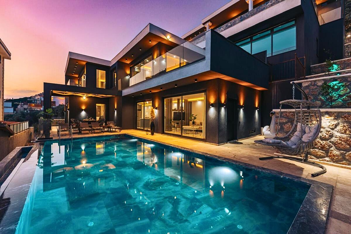 kiralık villa özel havuzlu lüks tatil villası