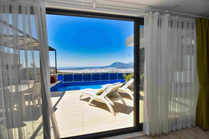 Villa Alura (2147)