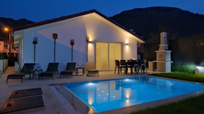 Villa Blue Sage (1948)