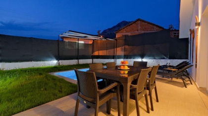 Villa Blue Sage (1948)