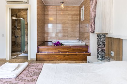 Villa Pelin Nature | Kalkan'da 4 Kişilik, Doğa Manzaralı ve Tatil Villası (1063)