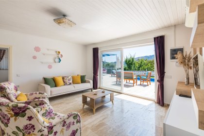 Villa Pelin Nature | Kalkan'da 4 Kişilik, Doğa Manzaralı ve Tatil Villası (1063)