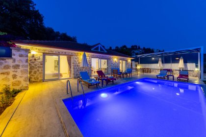 Villa Pelin Nature | Kalkan'da 4 Kişilik, Doğa Manzaralı ve Tatil Villası (1063)