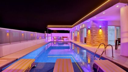 Villa Skyfall (2351)
